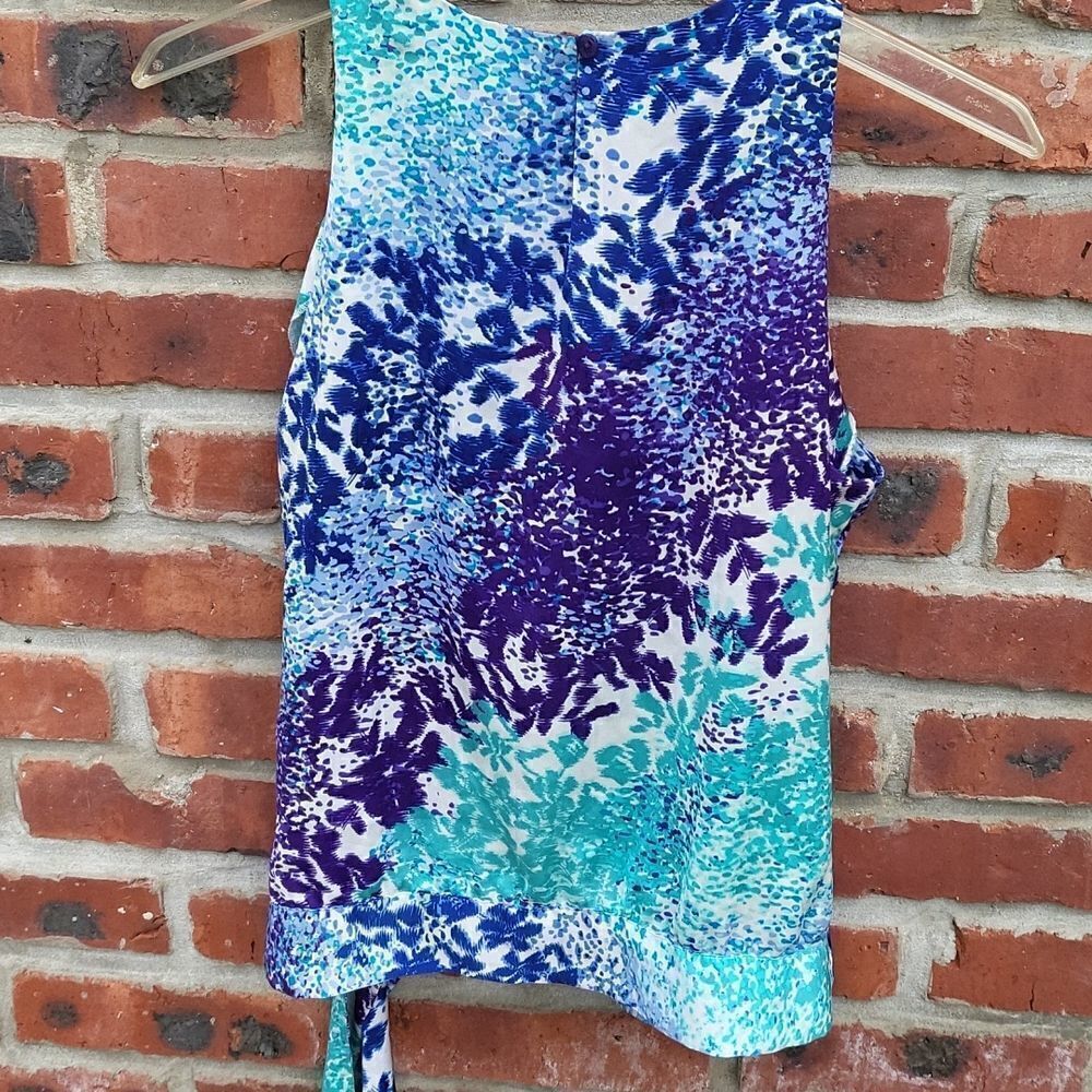 Colorful blouse  - Picture 3 of 5
